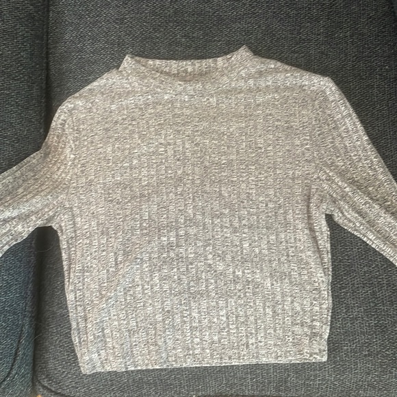 SHEIN Heathered gray long sleeve top - Picture 1 of 1